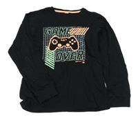 Černé pyžamové triko s ovladačem 