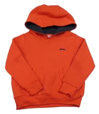 Červená mikina s logem a kapucí Slazenger