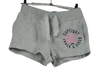 Dámské šedé teplákové kraťasy s číslem Superdry 
