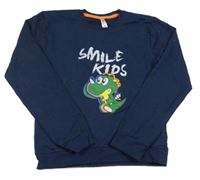 Tmavomodrá mikina s dinem a nápisom