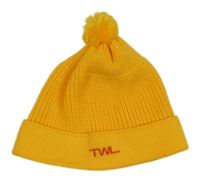 Žlutá pletená čepice s bambulí 