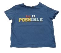 Tmavomodré tričko s nápisy OKaïdi