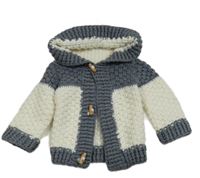 Bielo-sivý pruhovaný sveter s kapucňou