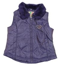 Fialová lesklá šušťáková zateplená vesta so srdcem a kožešinou