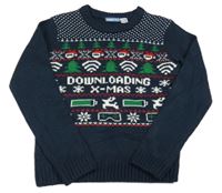 Tmavomodro-bielo-zelený vzorovaný sveter s nápisom Pepperts