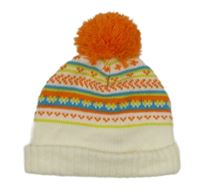 Smetanovo-oranžovo-modro-zelená vzorovaná čepice s bambulí 