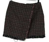 Dámska čierno-červená vzorovaná pletená sukňa Primark