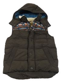 Hnědo-vzorovaná šusťáková zateplená vesta s kapucí Next 