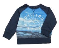 Tmavo-světlemodrá mikina s nápisem C&A