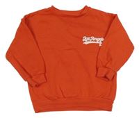 Červená mikina s nápisom George