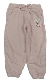 Pudrové tepláky s medvedíkom a nápisom F&F