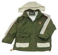 Tmavokhaki-světlebéžová kostkovaná šusťáková jarní bunda s nášivkou a síťovinou a ukrývací kapucí C&A