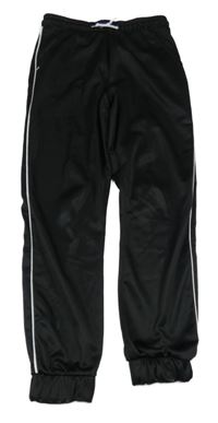 Černé sportovní tepláky s pruhem Ergeenomixx