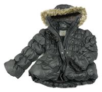 Tmavošedá šusťáková zimní prošívaná bunda s kapucí s kožešinou Next