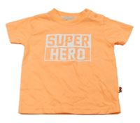 Neónově oranžové tričko s nápisom