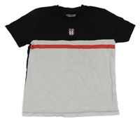 Bielo-čierno-červené tričko s potlačou