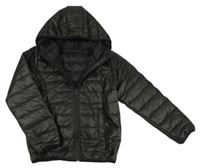 Čierna šušťáková prešívaná zateplená bunda s kapucňou