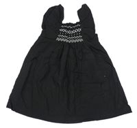 Čierno-biele plátenné šaty s volánikmi a výšivkou H&M