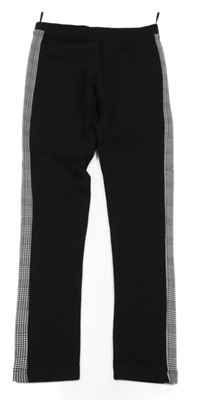 Černé legíny s kostkovaným pruhem C&A