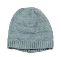 Světlemodrá pruhovaná čepice 