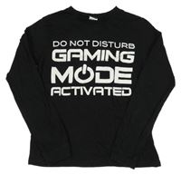 Černé pyžamové triko s nápisy 