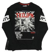 Černo-bílo-červené triko s potiskem a nápisy C&A