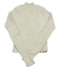 Smotanový rebrovaný crop sveter so stojačikom