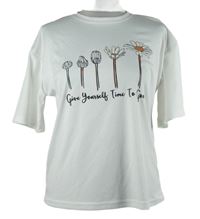 Dámské bílé tričko s kytičkami Shein 