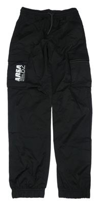 Černé šusťákové cargo cuff kalhoty Chapter Young