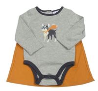Šedé body s pejskem a oranžovým pláštěm