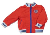 Červeno-modro-bílý šusťákový bomber s výšivkou C&A