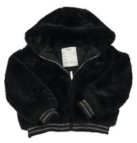 Čierna kožušinová crop bunda s kapucňou M&S