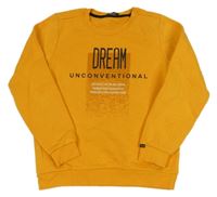 Žltá mikina s nápisom