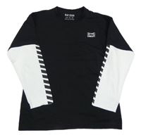 Černo-bílé triko s nápisem Blue Seven