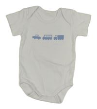 Biele body s autami