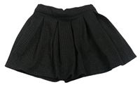 Čierno-sivá kockovaná sukňa s všitými kraťasy Zara