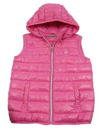 Fuchsiová šusťáková zateplená vesta s logem a kapucí Benetton