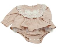 Světlerůžovo-bílé body s krajkou a sukní a 3D květy 