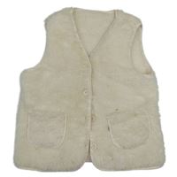 Svetlobéžová chlpatá vesta