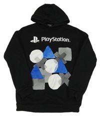 Čierna mikina PlayStationa a kapucňou Primark