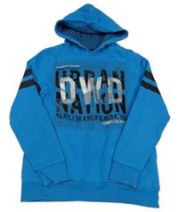 Modrá mikina s nápismi a pruhmi a kapucňou C&A