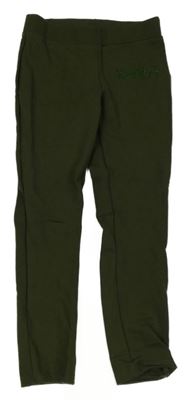 Khaki tregíny s nápisem z kamínků