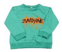 Zelená mikina s nápisom