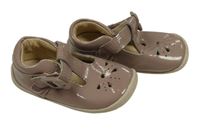 Starorůžové lesklé boty s perforovaným vzorem Clark´s vel.20