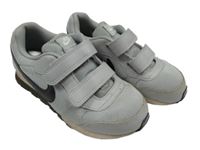 Světlešedé textilno/koženkové botasky s logom Nike vel. 29,5
