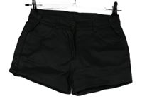 Dámské antracitové koženkové kraťasy 