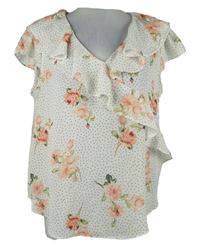 Dámská bílá puntíkovaná halenka s květy a volánkem Wallis 