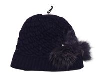 Nové - Fialová čepice s pírky