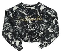 Čierno-biela vzorovaná športová crop mikina s nápisom E-Vie