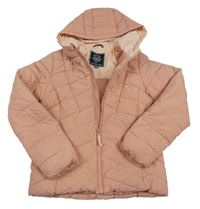 Broskvová šusťáková prošívaná zateplená bunda s kapucí C&A